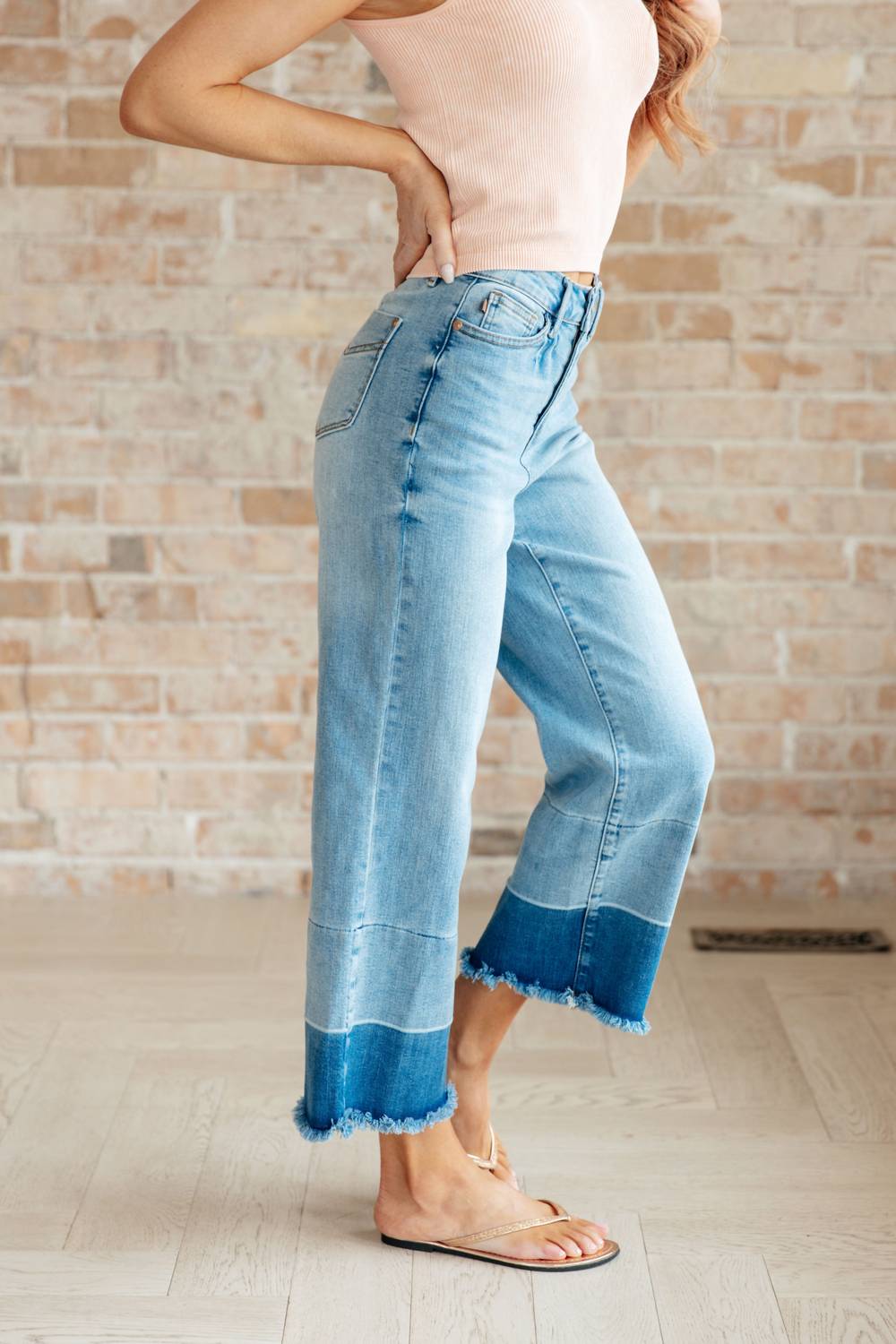 Judy Blue - High Rise Wide Leg Crop Jeans