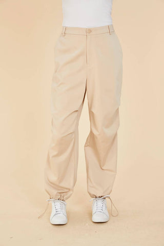 Dolce Cabo - Drawstring Ruched Knee Trousers