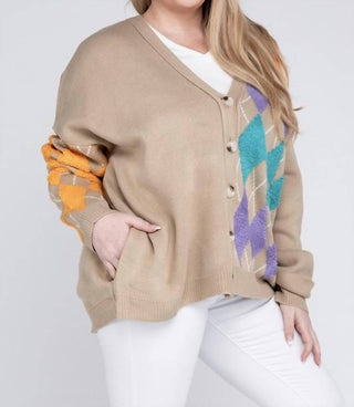 Davi & Dani - Plus V Neck Button Front Cardigan