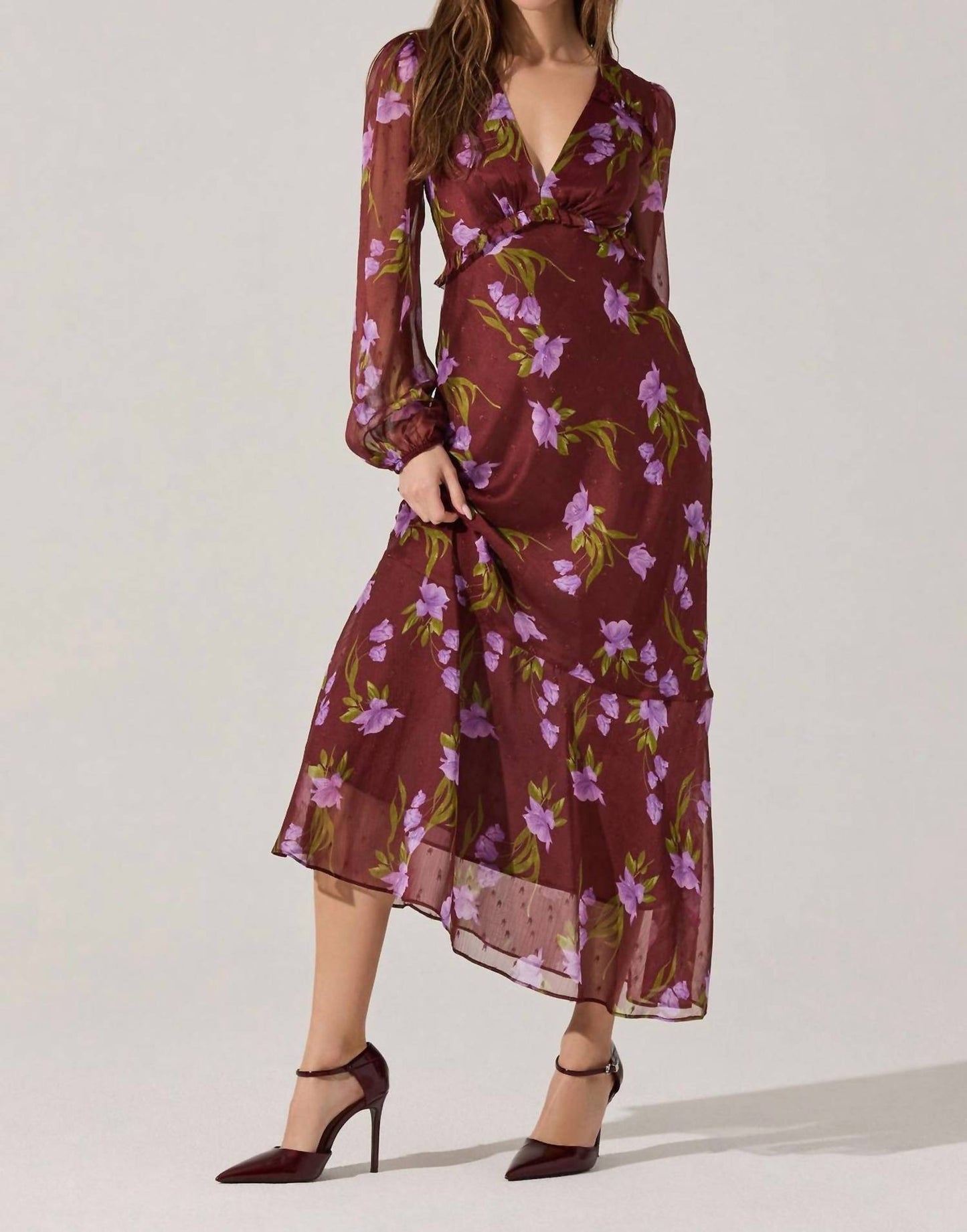 Astr - Calantha V-neck Floral Maxi Dress