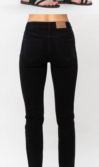 Judy Blue - Noir Mid Rise Skinny