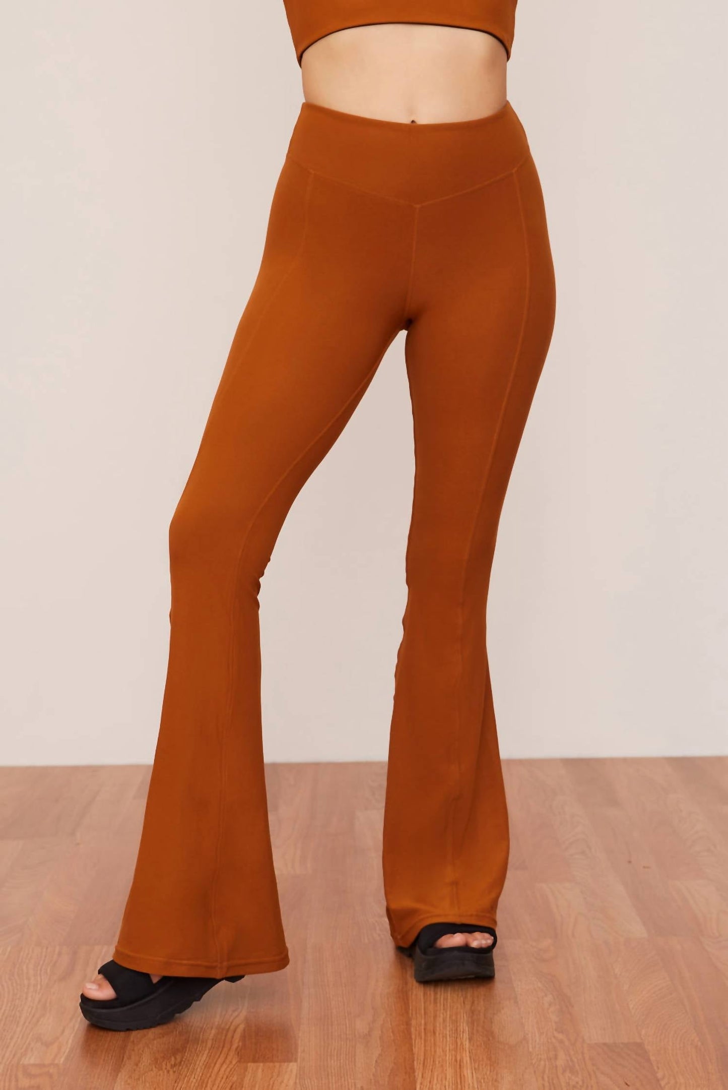 Wolven - Active Flare Pants