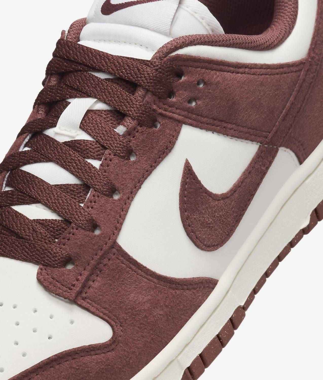 Nike - Women's Dunk Low Sneaker