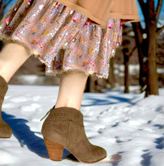 Violet & Red - Women's Lazer Cut Topline Boho Chic Heeled Bootie