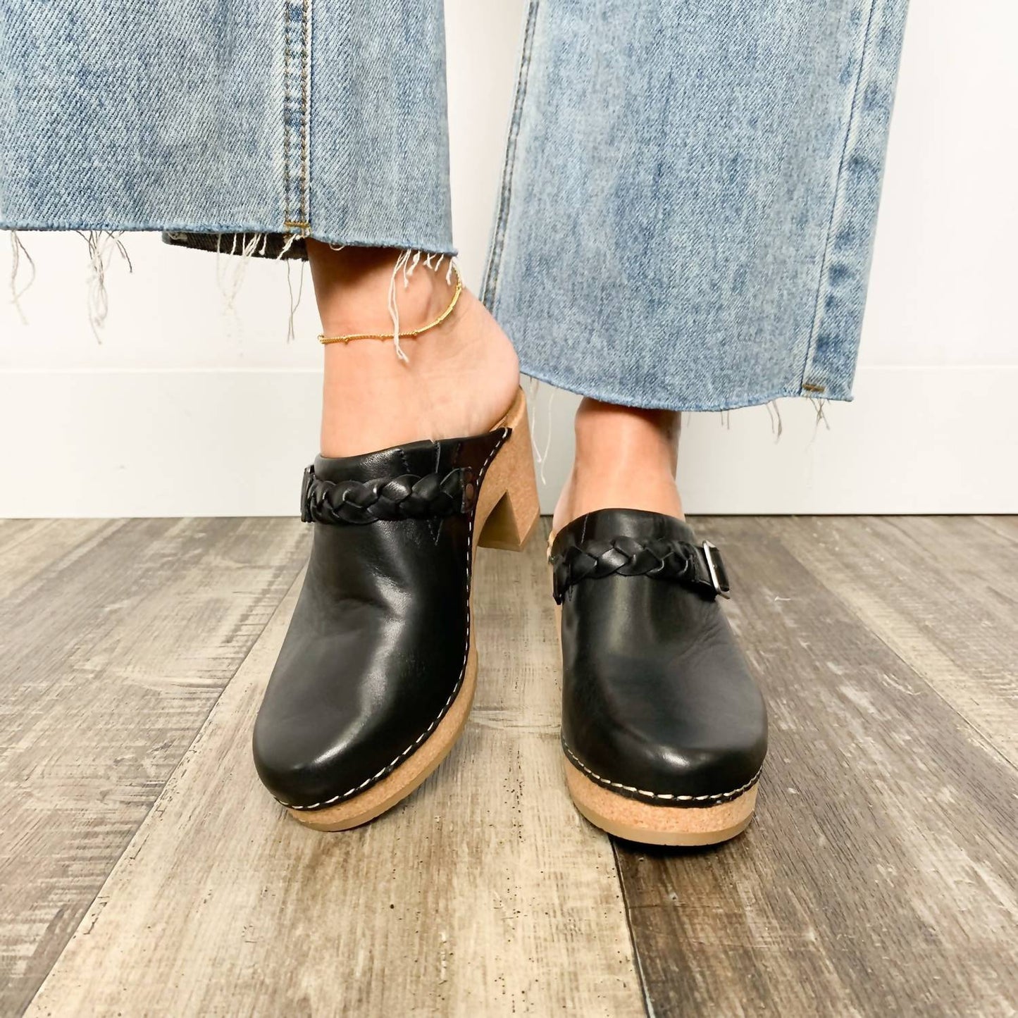 Aetrex - Women's Corey Clog Heel