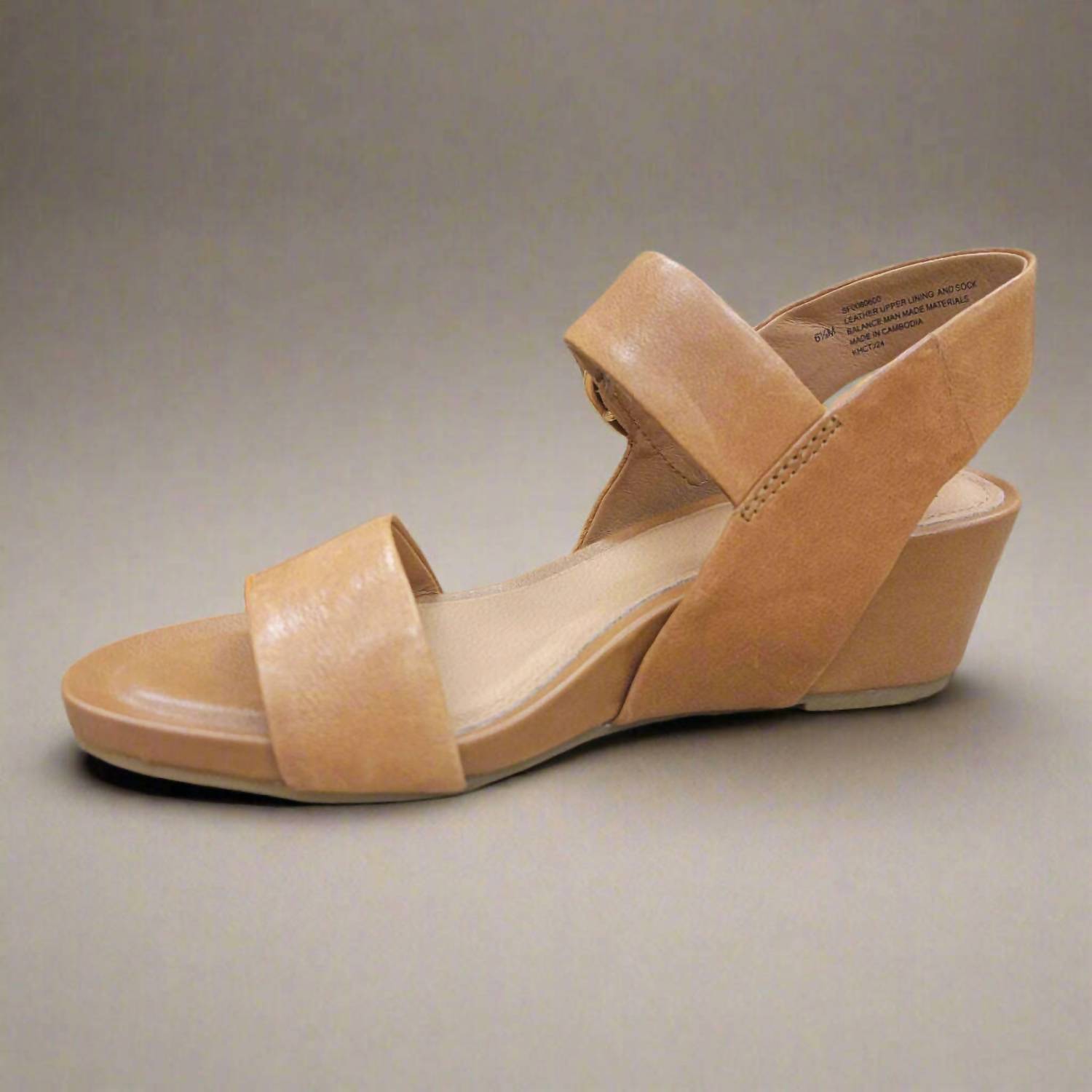 sofft-womens-vaya-low-wedge-sandal-1