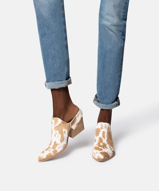 Dolce Vita - Women's Lindsy Chunky Stacked Heel Boots