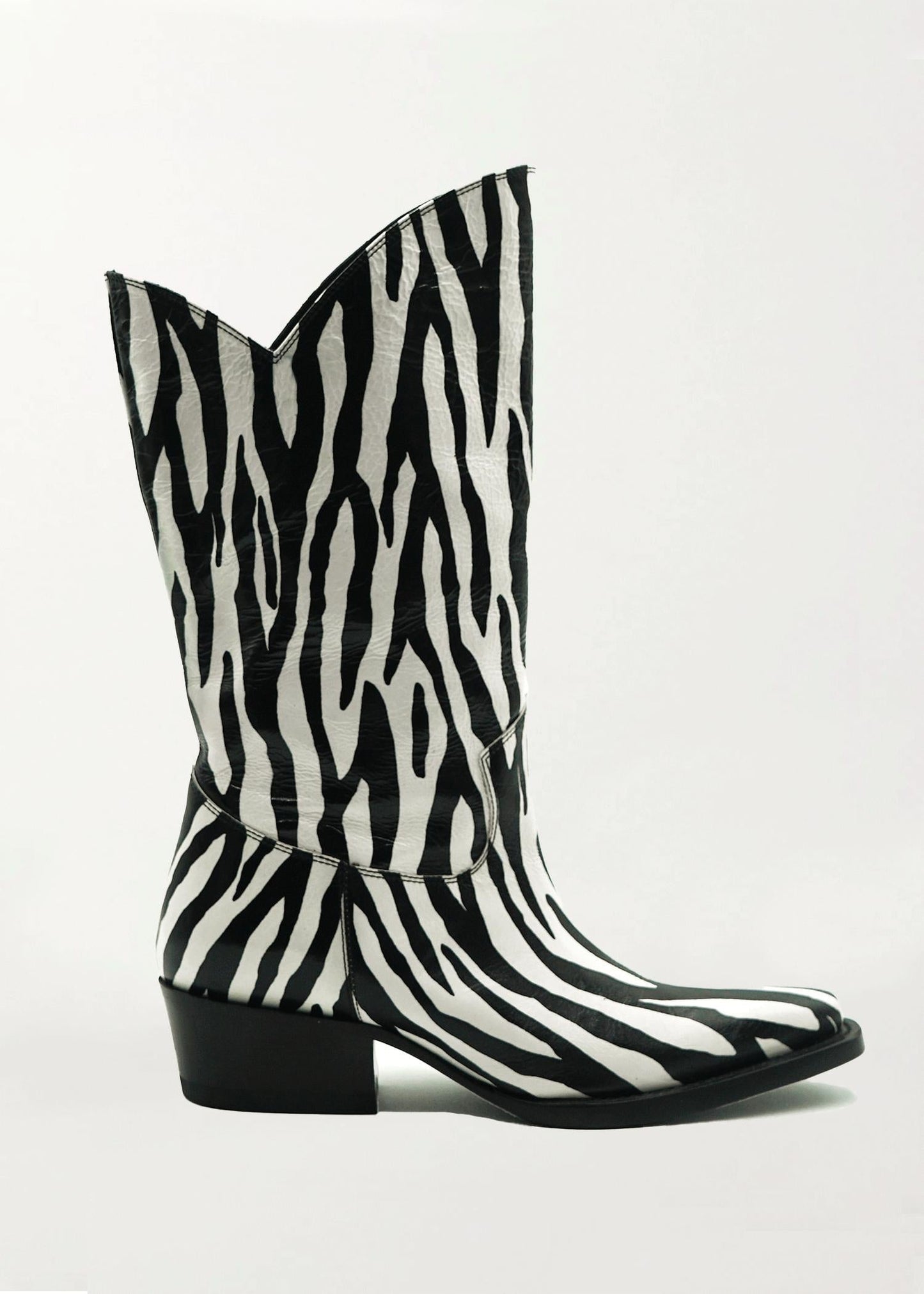 Che By Chelsey - Women's Zebra Texan Boots