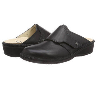 Finn Comfort - Women's Aussee Clogs