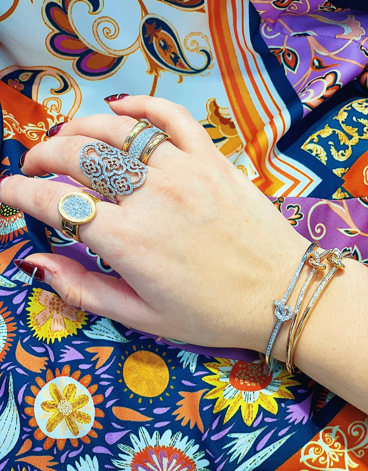 Antonio Papini - Women's Diamond Knot Cuff Bracelet