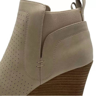 Dolce Vita - Women's Gerdie Vegan Leather Wedge Bootie