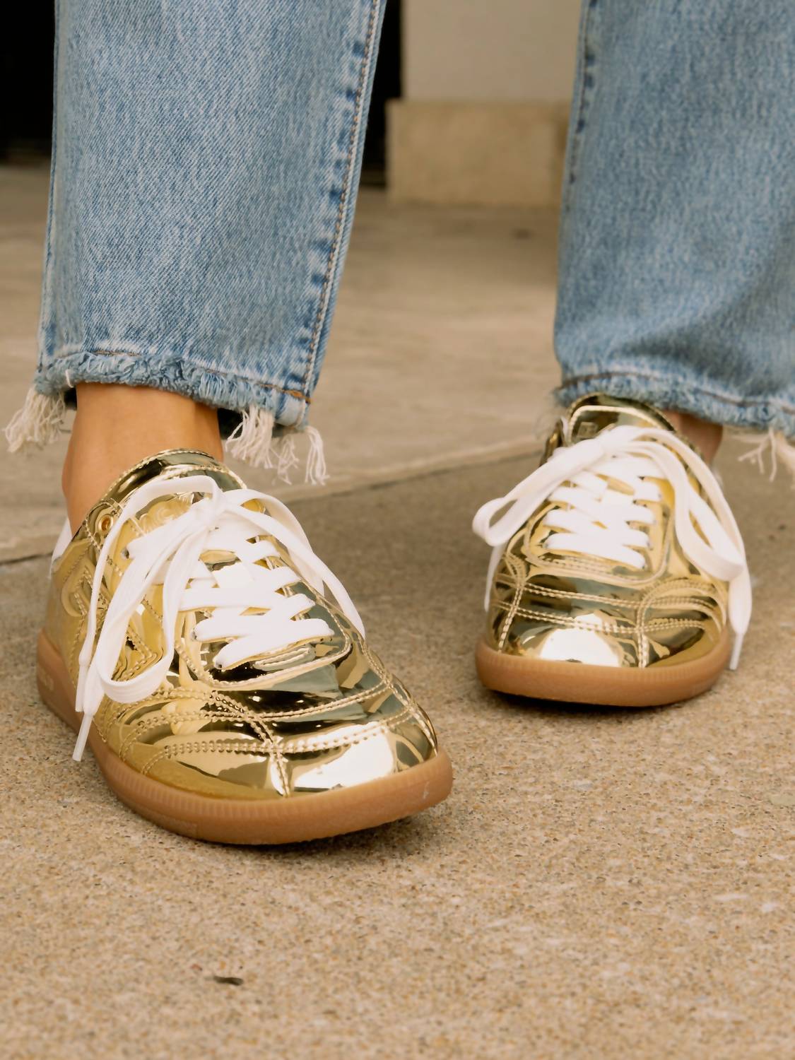Back 70 - Women's Leather Sneaker