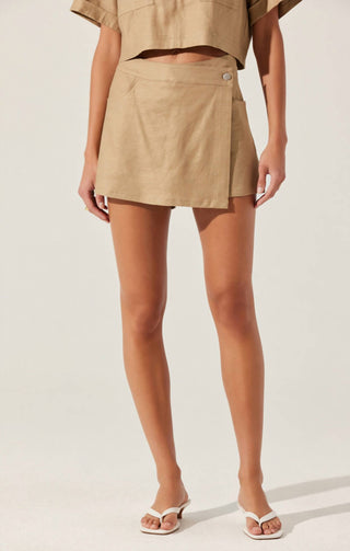 Astr - Deborah Linen Blend Safari Skort