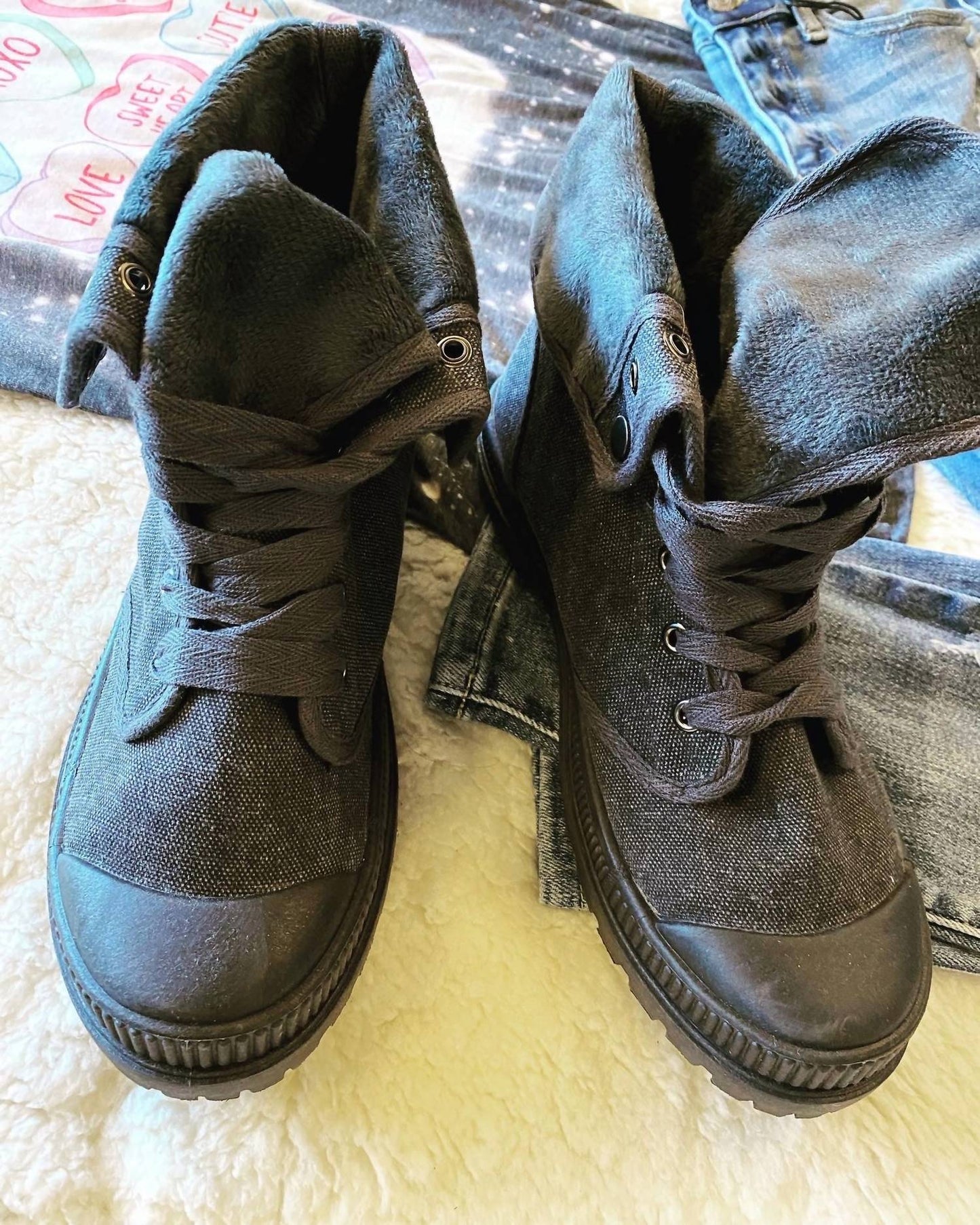 Very G - Women's Canvas Ankle Boots