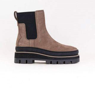 Clarks - Women’s Orianna2 Top Boots