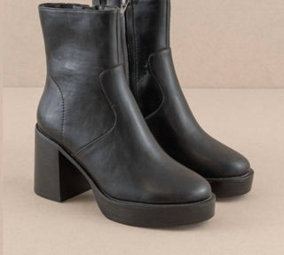 Oasis Society - Women's Alexandra Platform Bootie