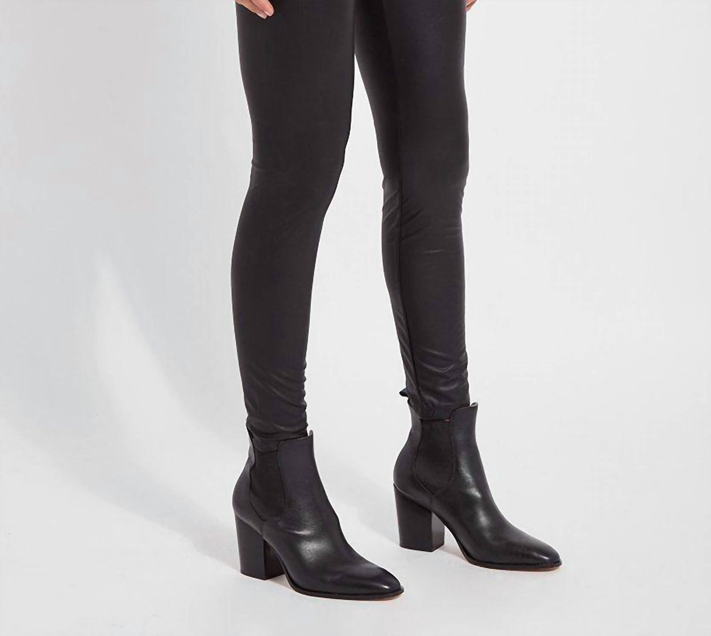 Lysse - Textured Leather Legging