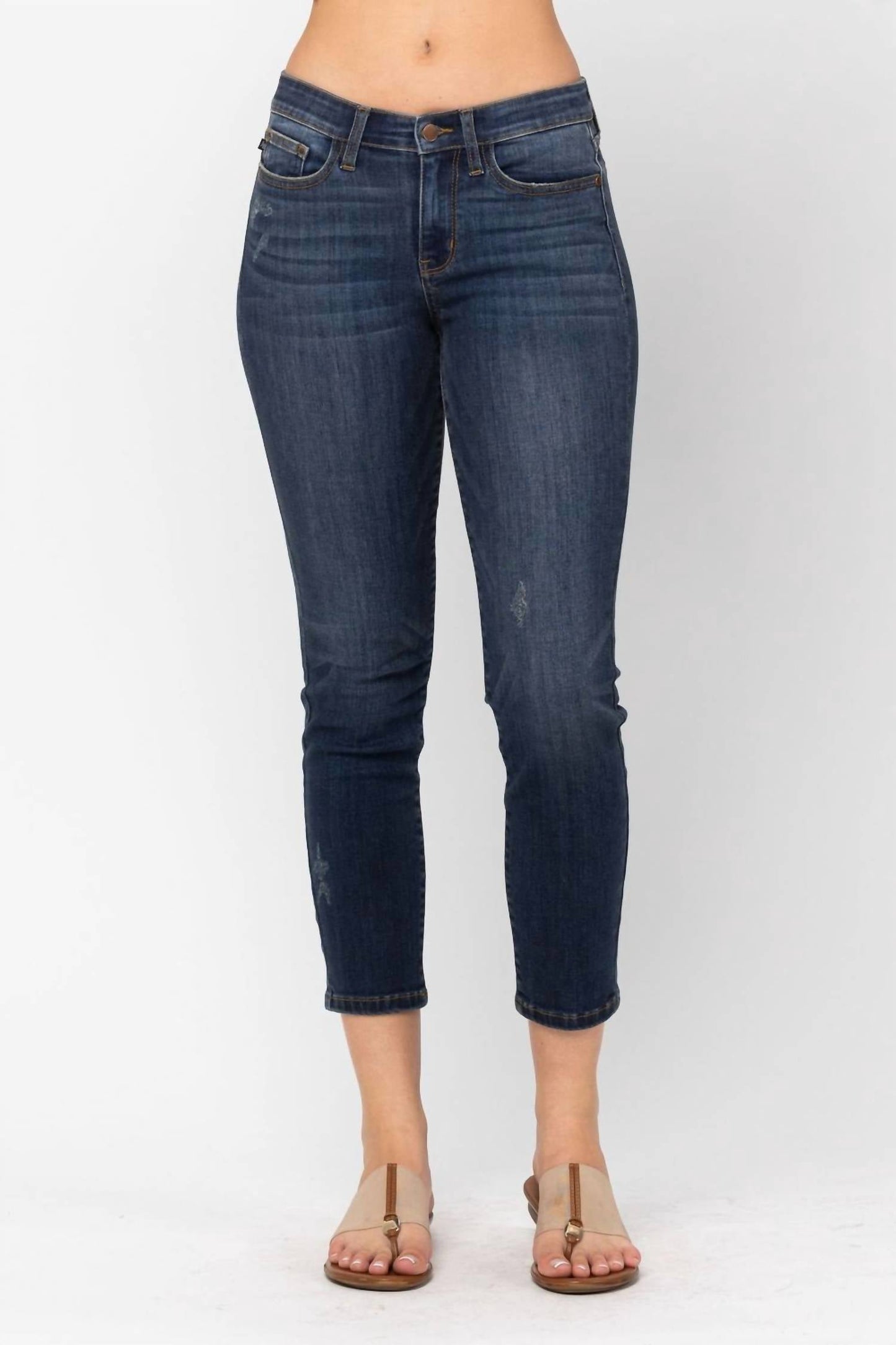 Judy Blue - Mid Rise Cropped Relaxed Denim Jeans