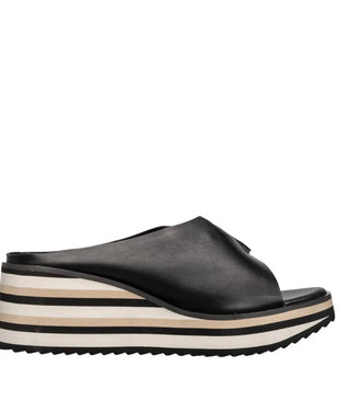 Antelope - Women's Padme Black Wedge