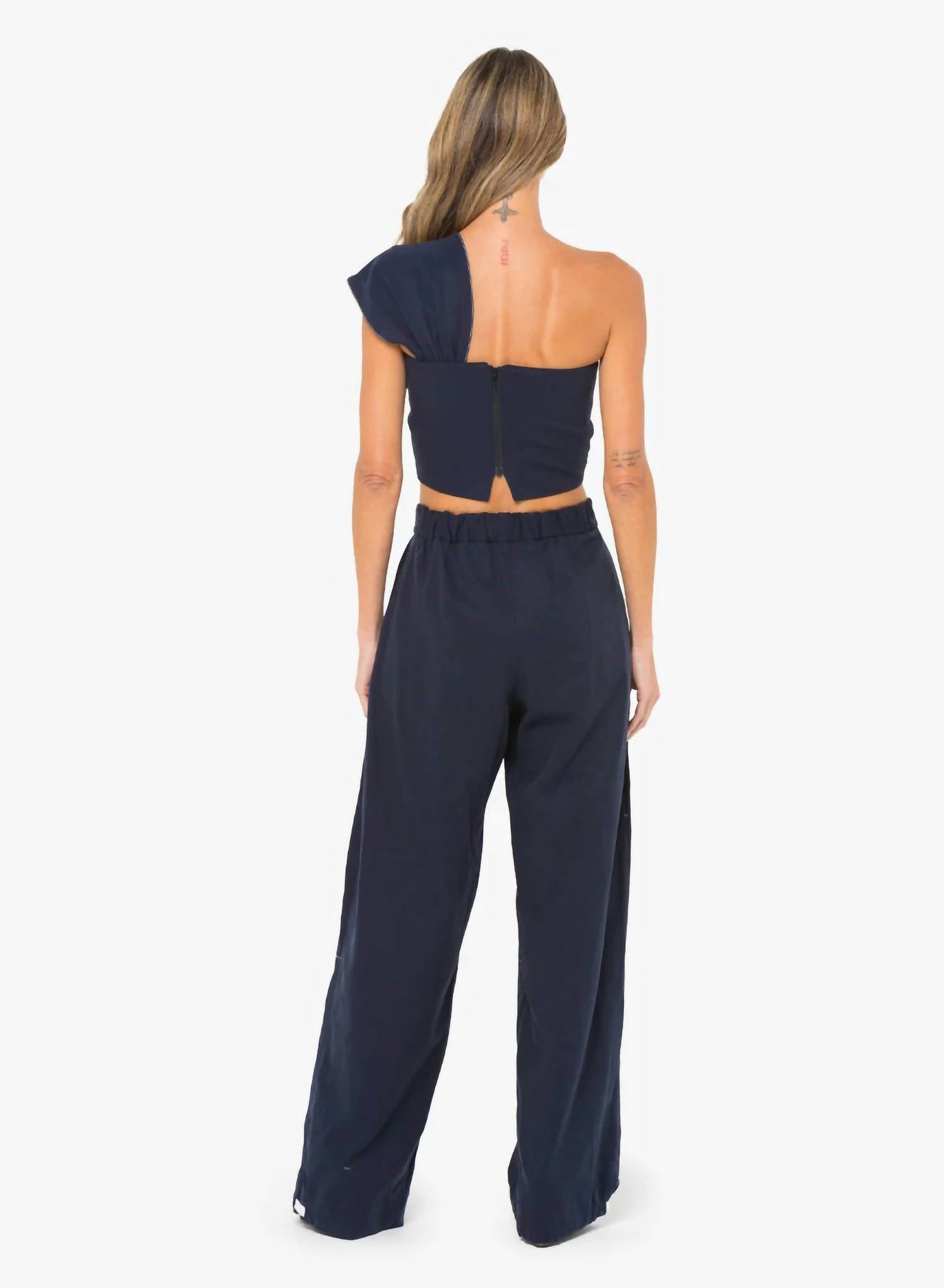 Just Bee Queen - Jill Pant