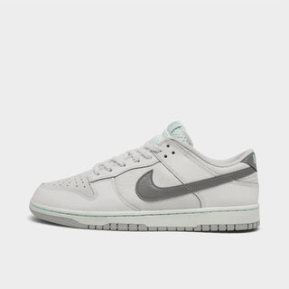 Nike - Men's Dunk Low Retro Se Shoes