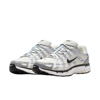 Nike - Women's P-6000 Shoe
