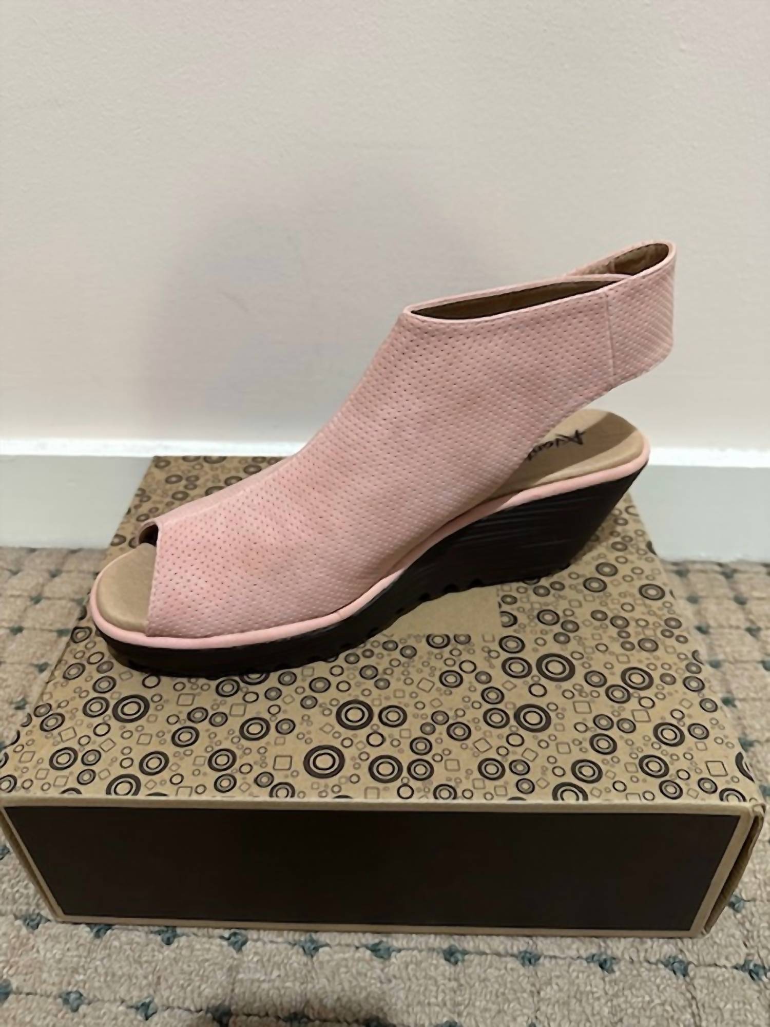 Avanti - Women's Tiara Wedge Sandal