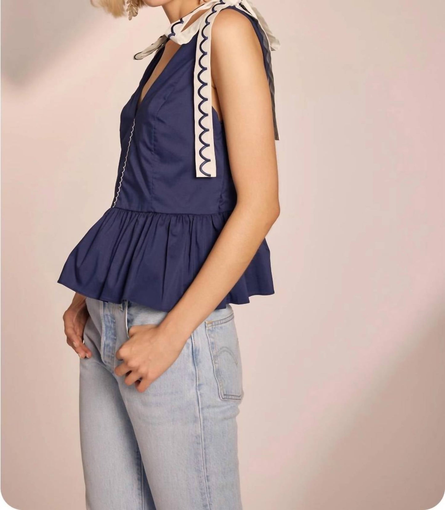 Strut & Bolt - Scallop Embroidery Sleeveless Top
