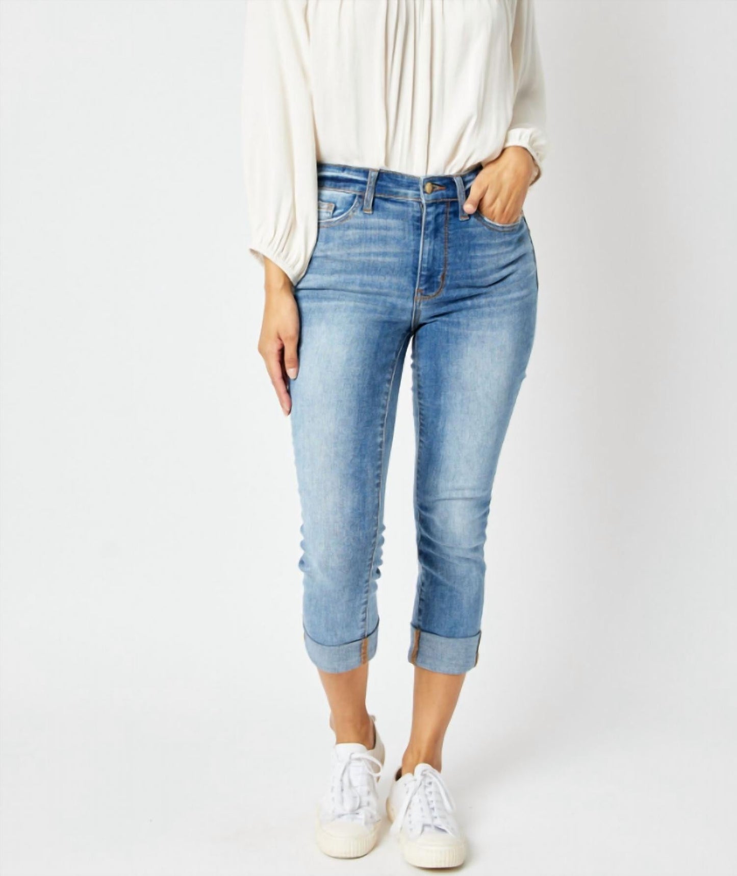 Judy Blue - Mid Rise Cuffed Skinny Capri