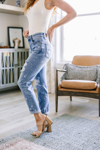 Judy Blue - Star Crossed Boyfriend Jeans