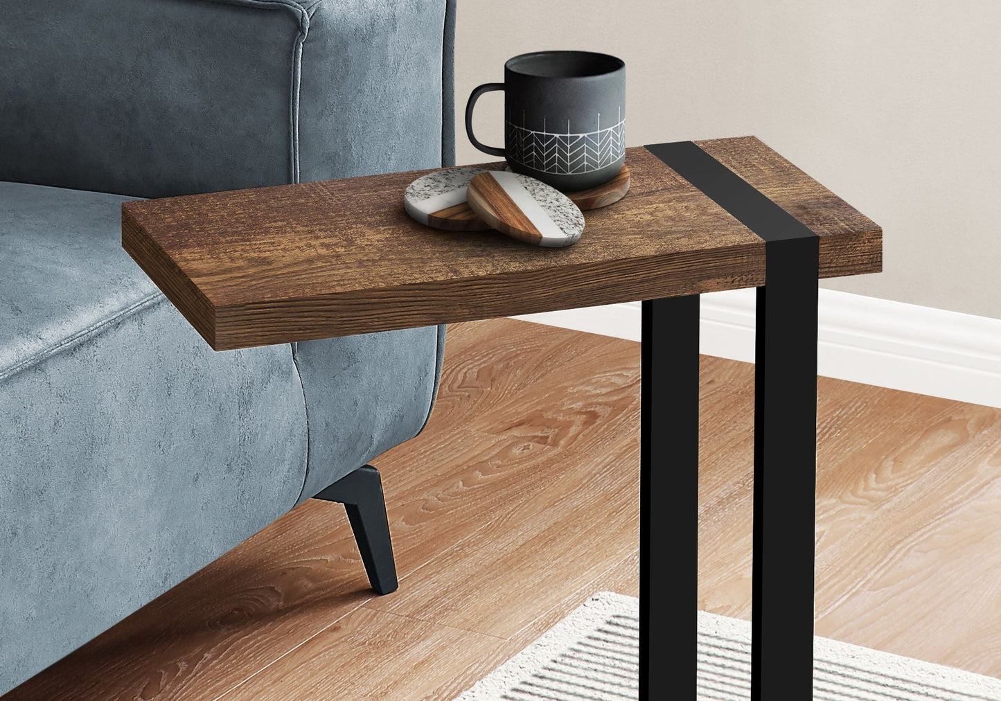 Accent Table, C-Shaped, Contemporary & Modern Stylish Design