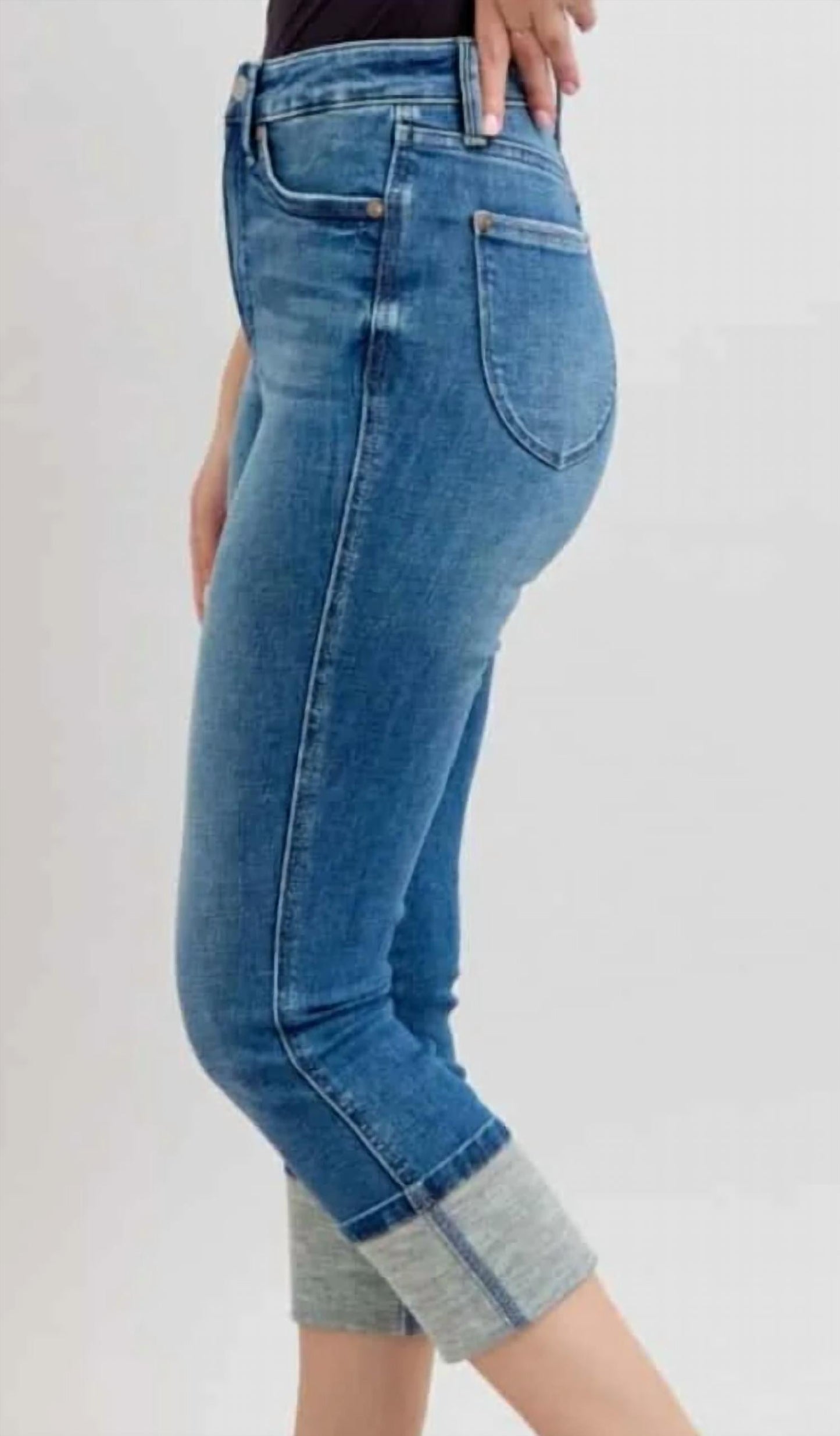 Judy Blue - Cuffed Capri