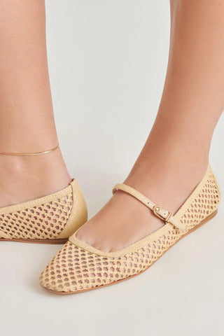 Dolce Vita - Women's Reyes Flat Sandal