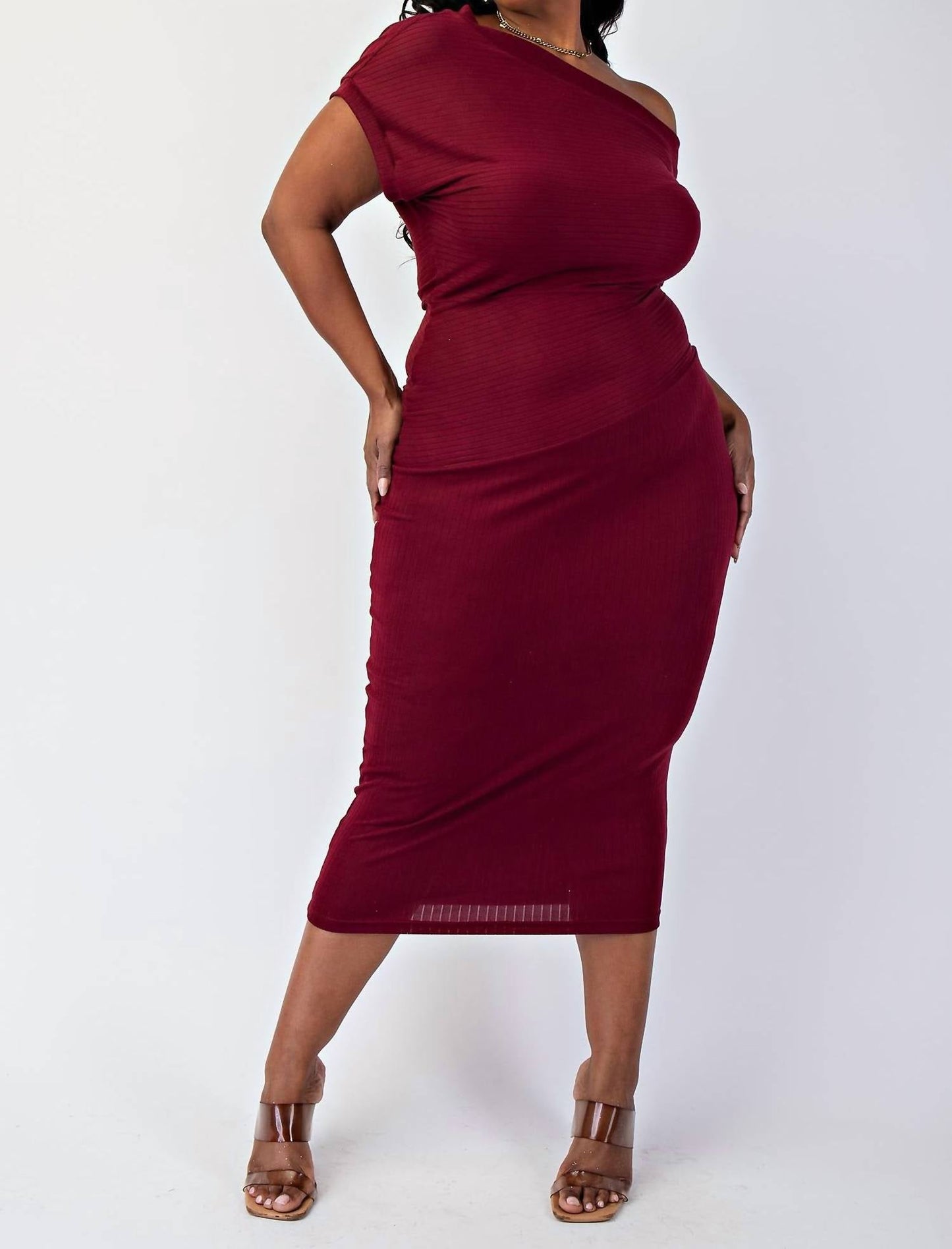 The Curve La - Plus Size Ribbed Knit Off Shoulder Knit Midi Dress