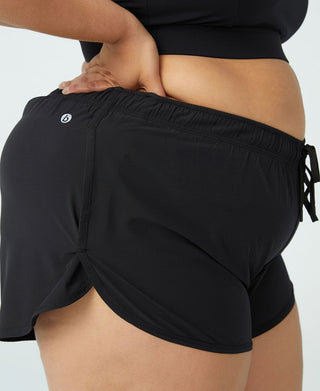 COTTON ON Women's Lifestyle Move Jogger Shorts Black Size 14W