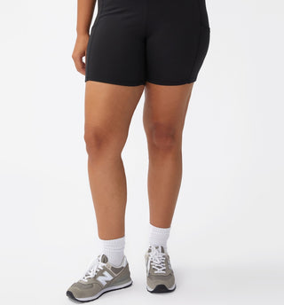 COTTON ON Women's Active Ultra Soft Pocket Bike Shorts Black Size 16W