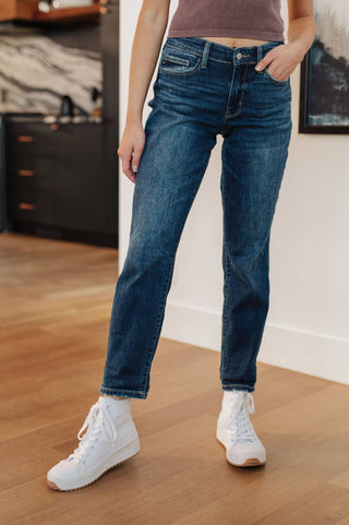 Judy Blue - Midrise Cuffed Boyfriend Jeans