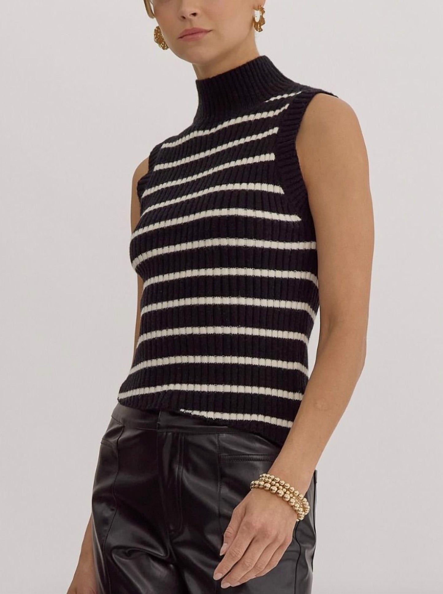 Entro - Kayla Mockneck Sleeveless Knit Top