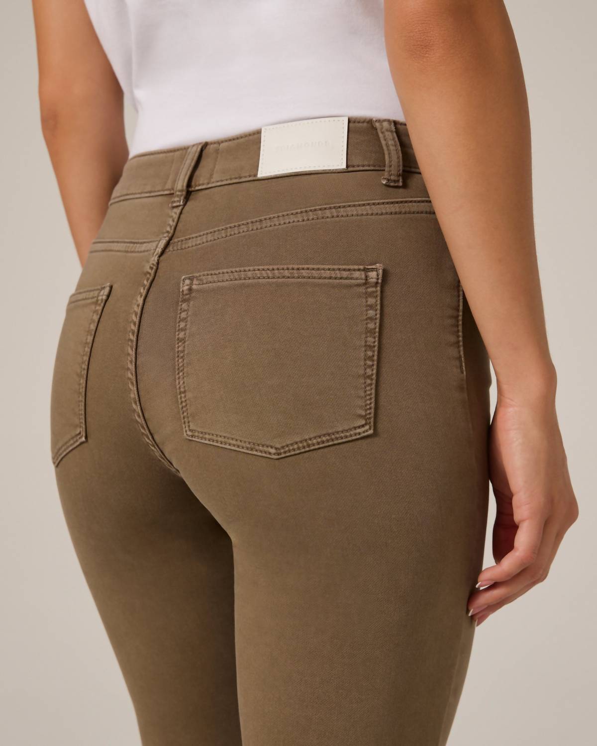 7Diamonds - Generation Kick Flare Pant