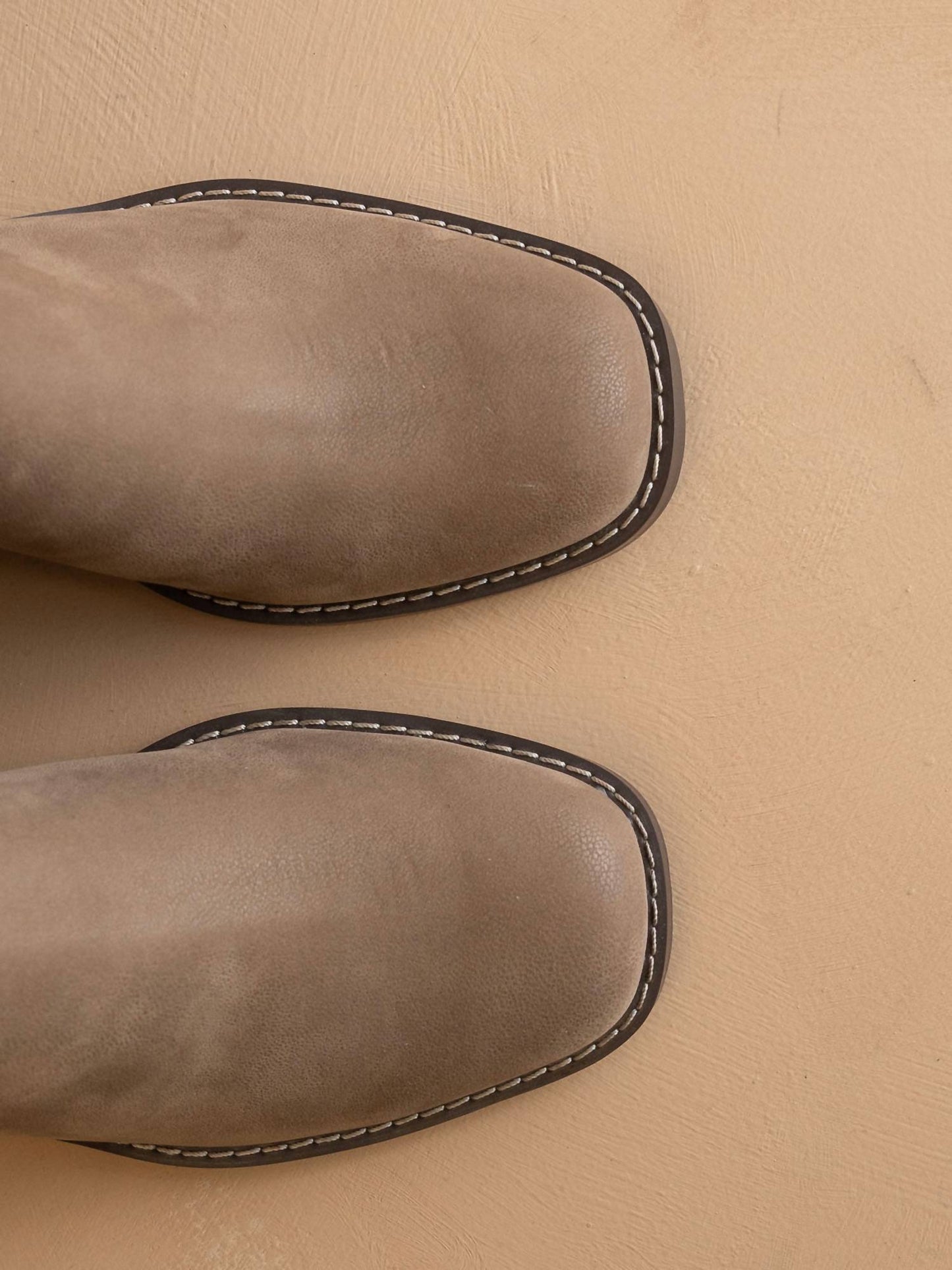 Oasis Society - The Dakota - Heeled Chelsea Bootie