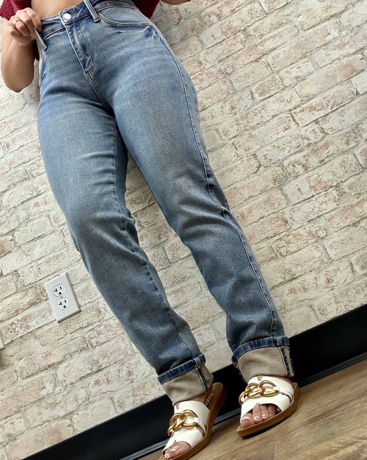 Judy Blue - Mid Rise Vintage Wash Boyfriend Jeans