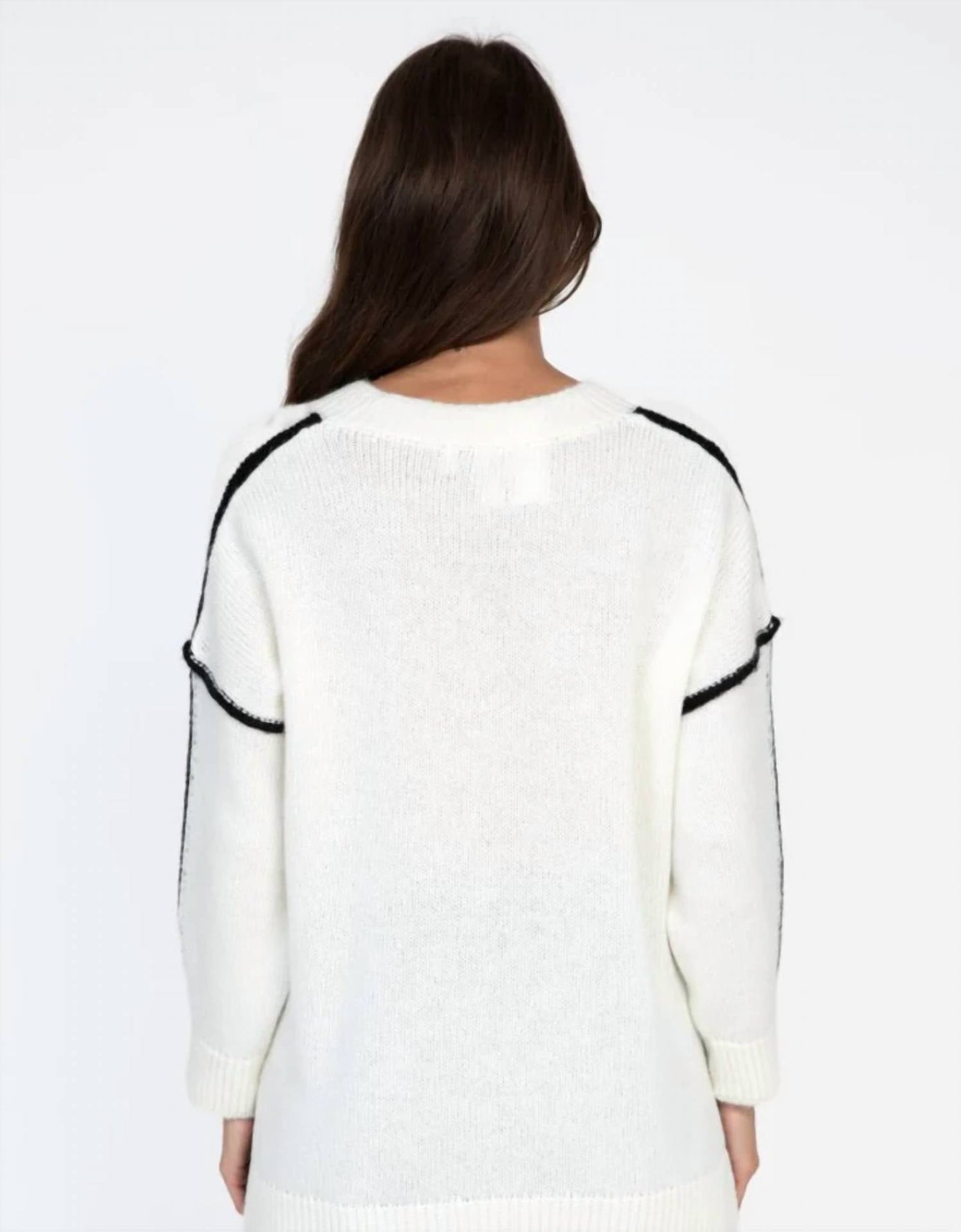 An'Ge - Lejupiter Bicolour V Neck Sweater
