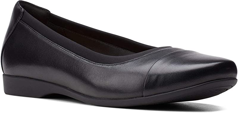 Clarks Women's Un Darcey Cap 2 Ballet Flat Black