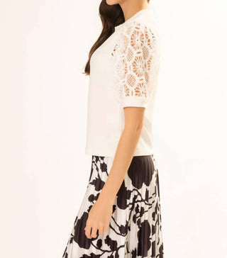 Area Stars - LACE KNIT TOP