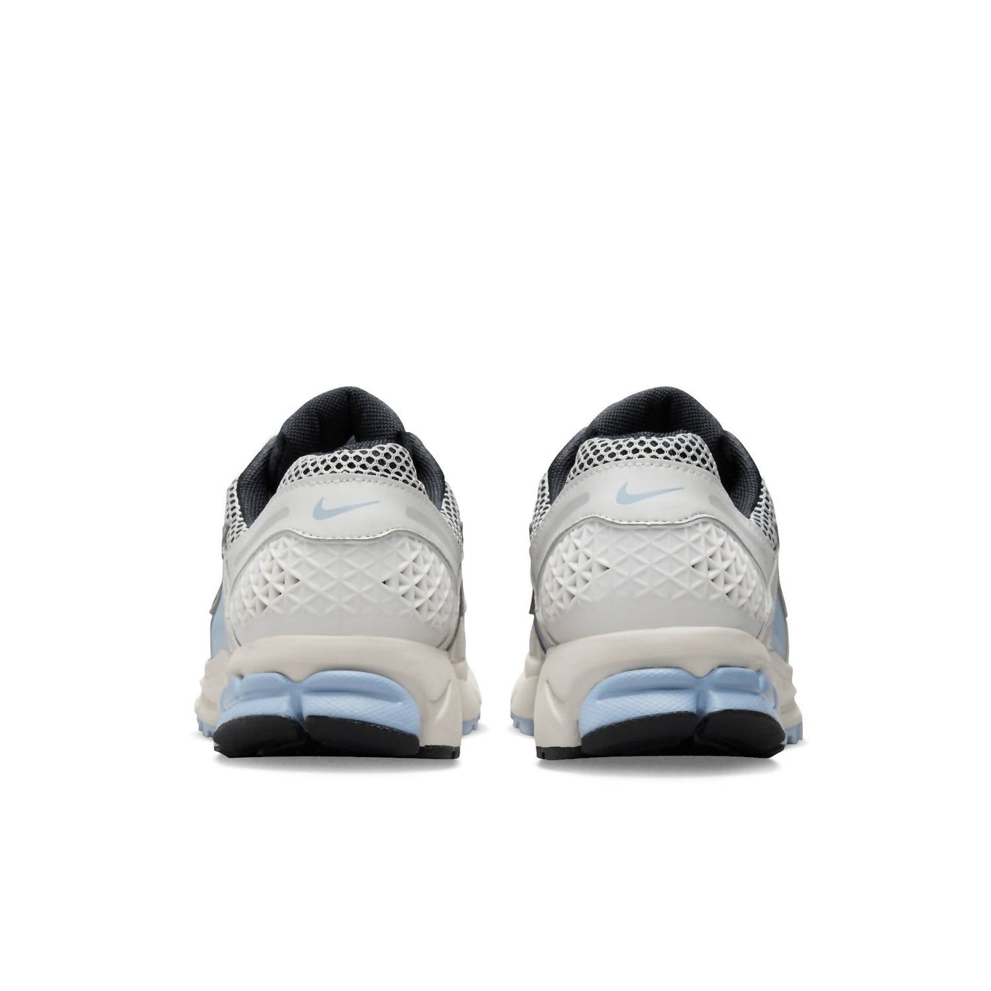Nike - Women's Zoom Vomero 5