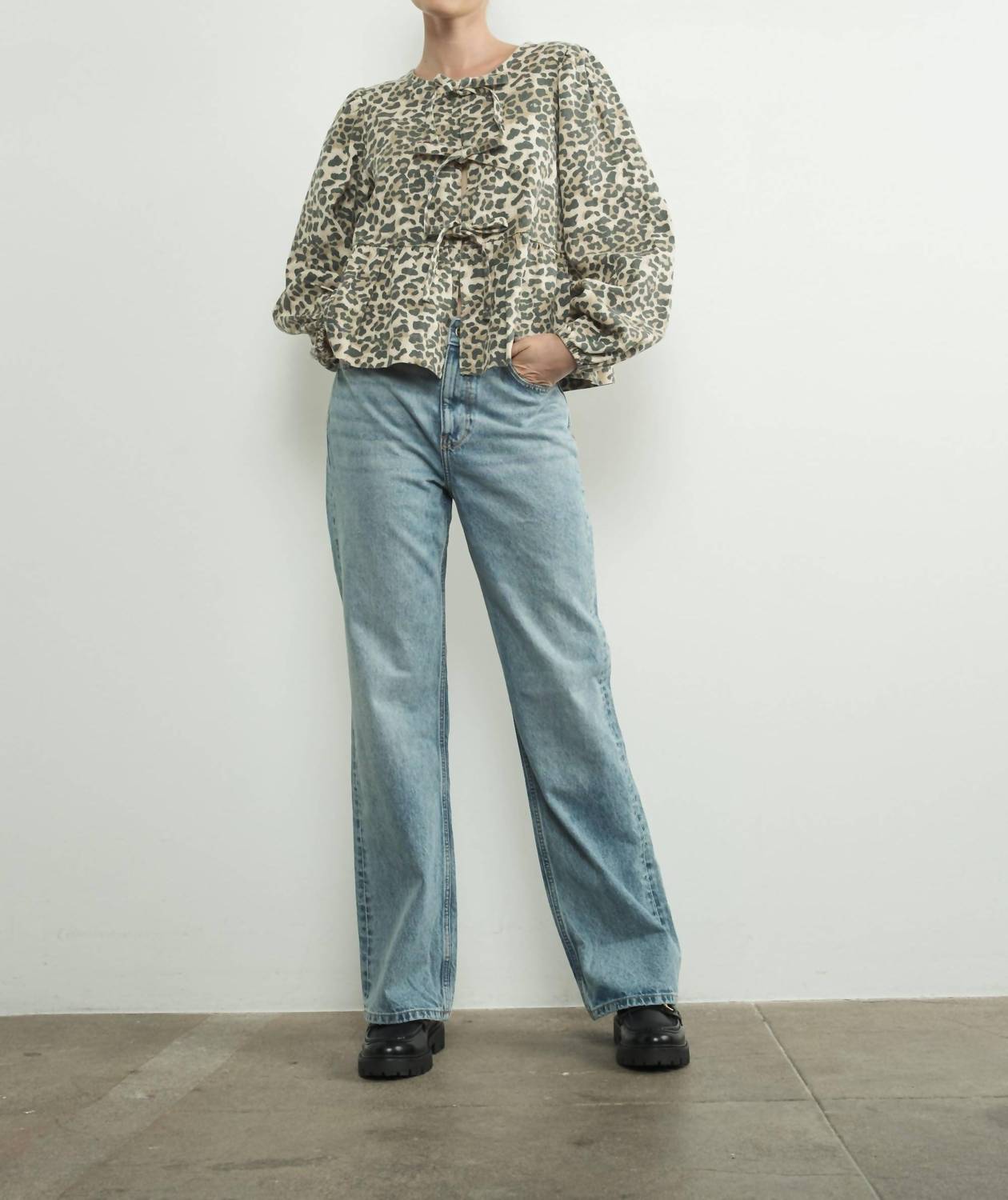 Aaron & Amber - Long Sleeve Bow Tie Blouse