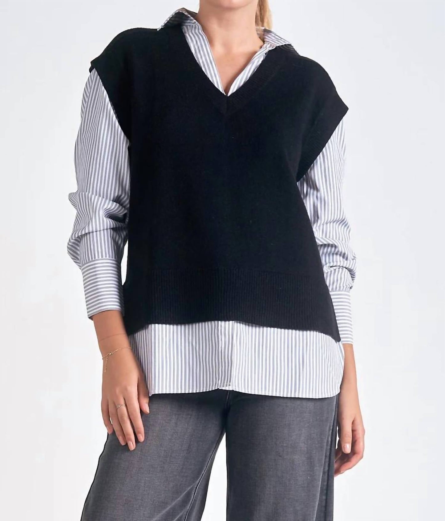 Elan - Essex Sweater Vest Top