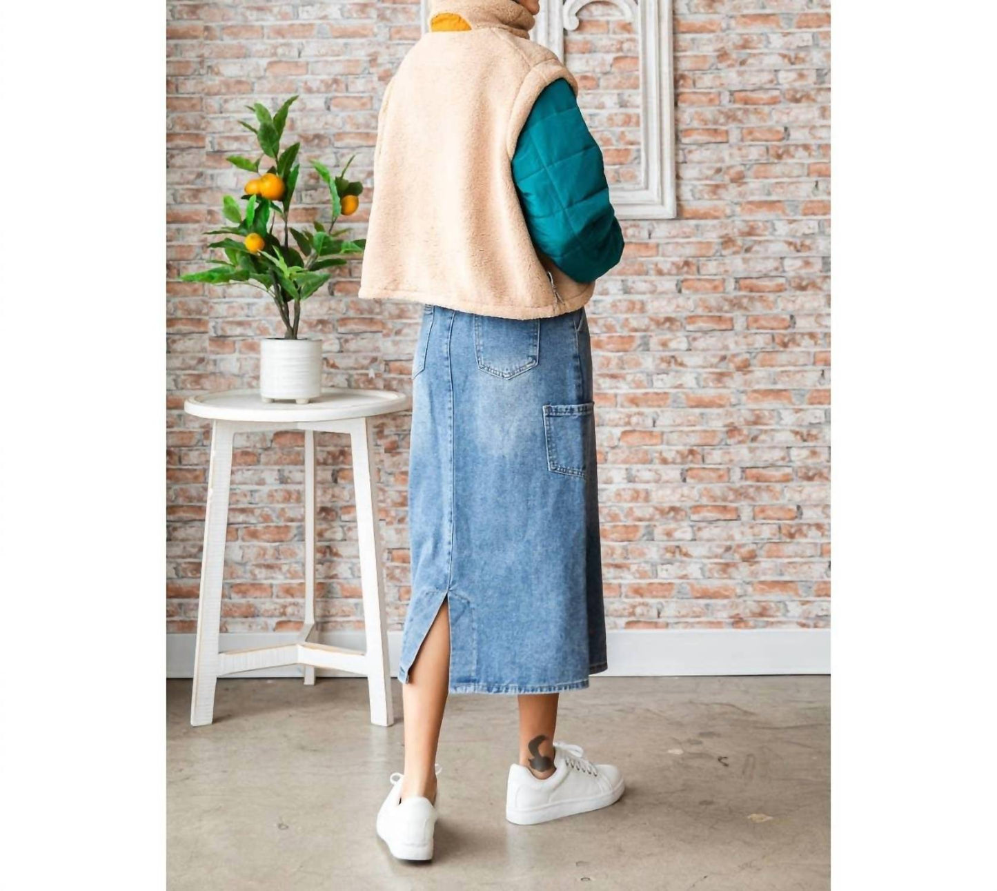 Veveret - Fleece Puffer Sleeve Pullover Top