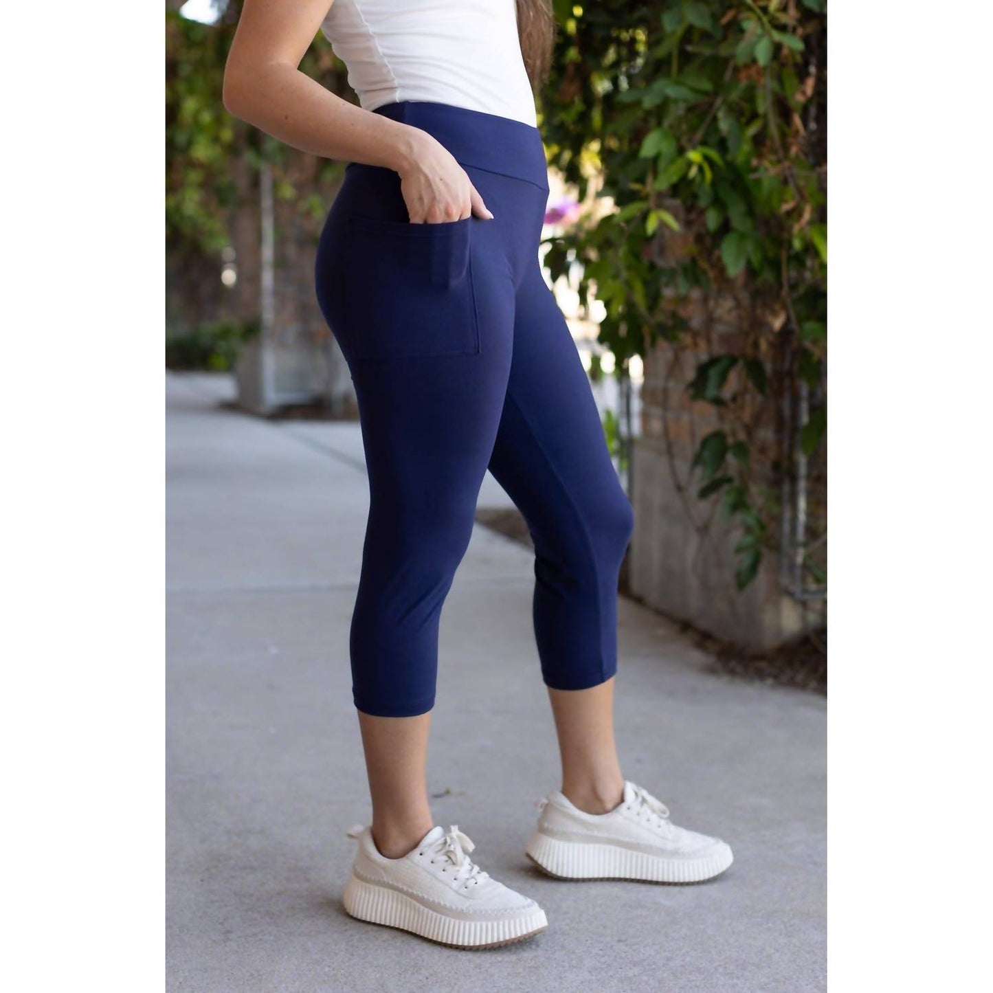 Julia Rose - CAPRI Leggings with Pocket