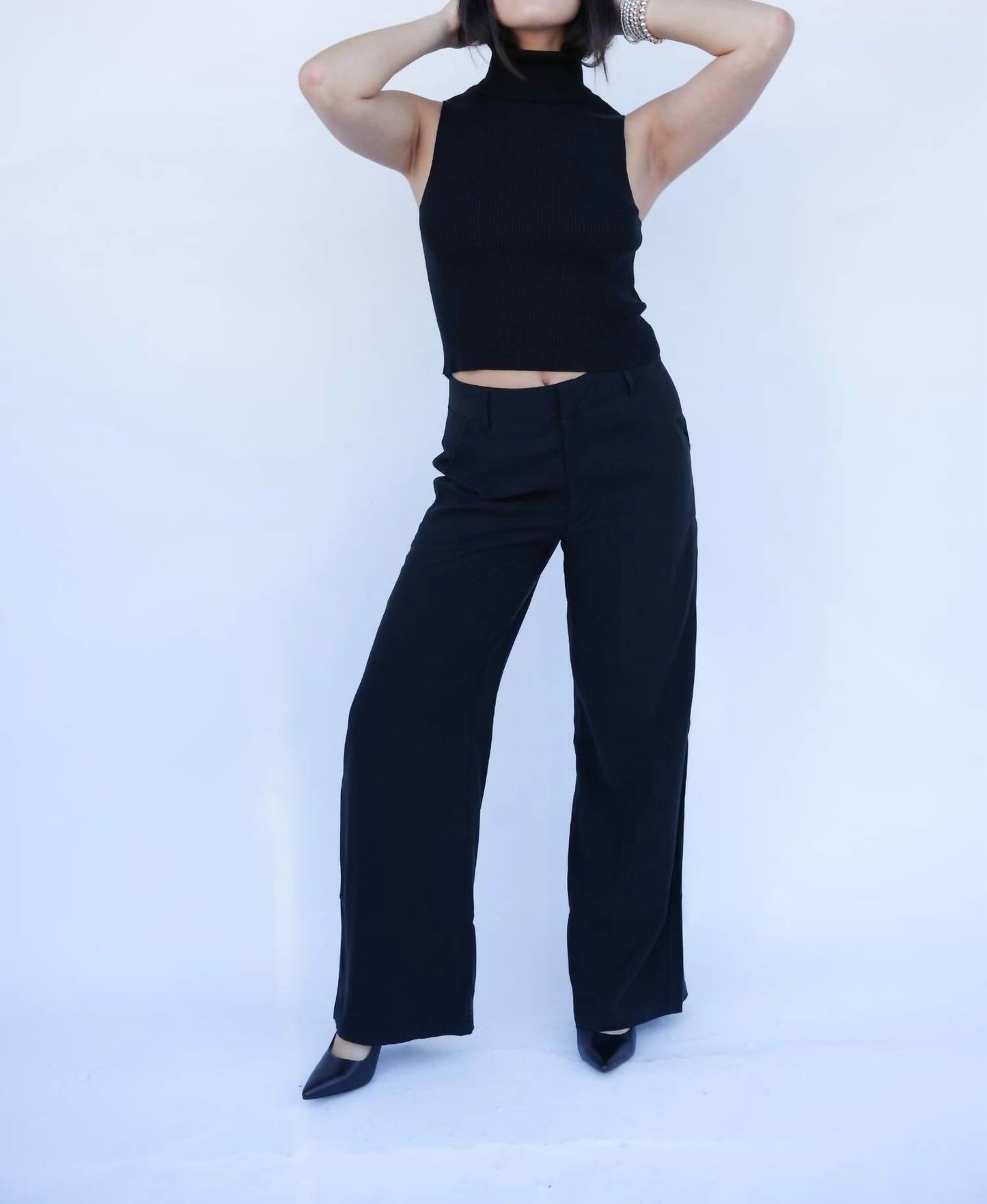 Falcon Park - Wells Sleeveless Turtleneck Top